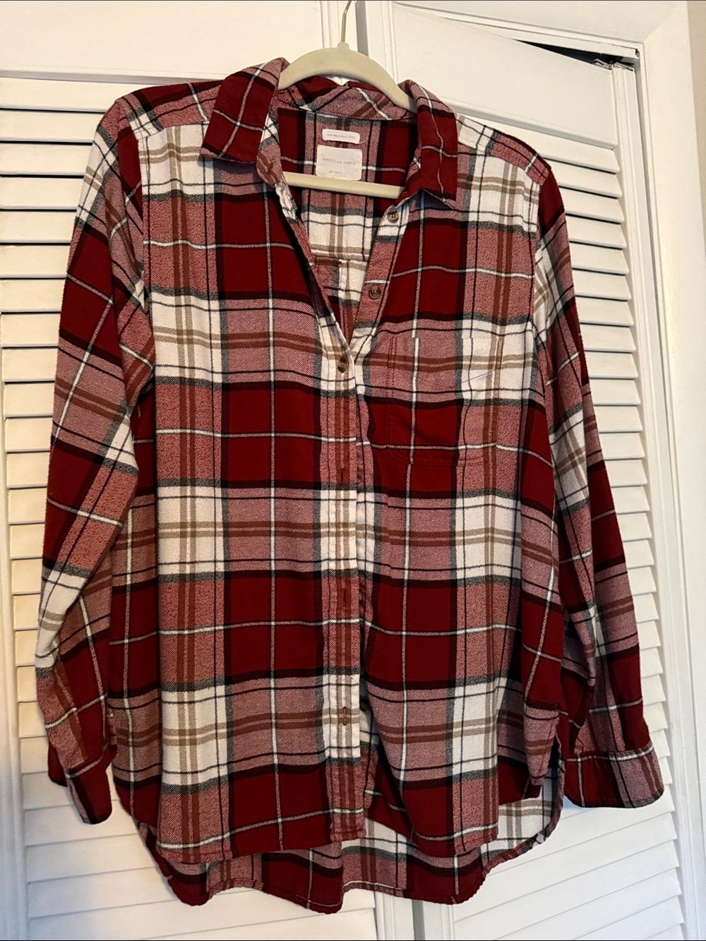 American Eagle Red Plaid Button-Down Shirt